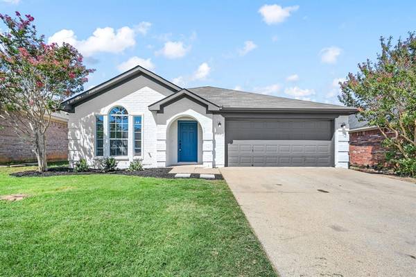 7253 Decoy Lane, Fort Worth, TX 76120