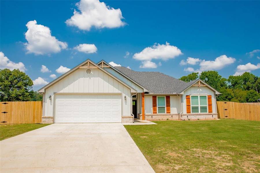 17855 County Road 498, Lindale, TX 75771