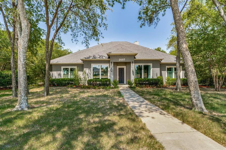 2607 Creekwood Drive, Cedar Hill, TX 75104