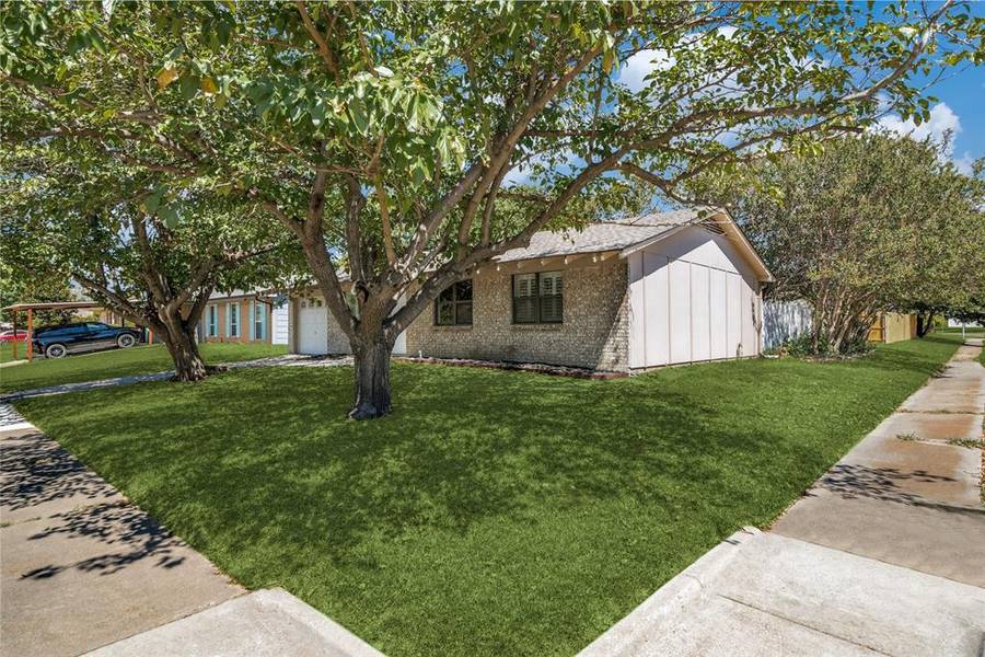 13255 Kings Mountain Drive, Balch Springs, TX 75180