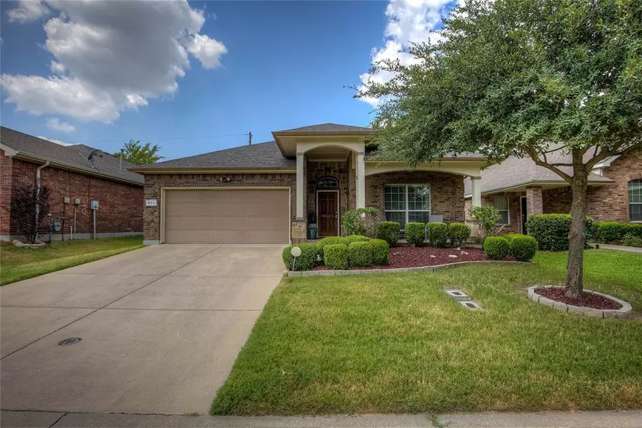 811 Prairie Smoke Lane, Duncanville, TX 75137