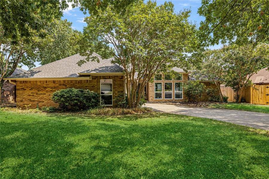 1936 Longhorn Trail, Grapevine, TX 76051