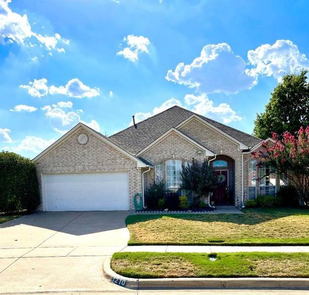 1210 Carina Drive, Arlington, TX 76013