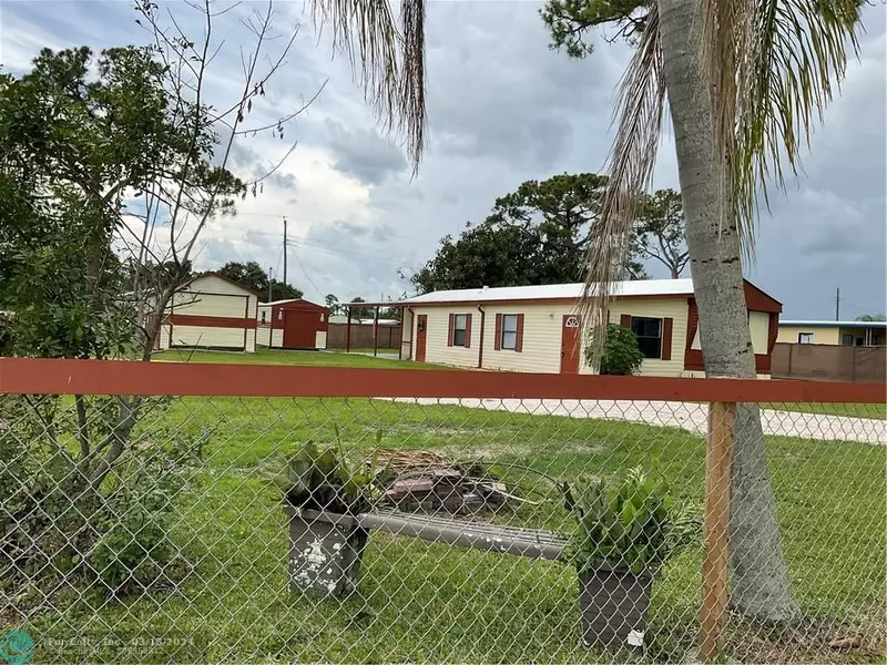 17500 BROADWING LANE, Other City - In The State Of Florida, FL 34974