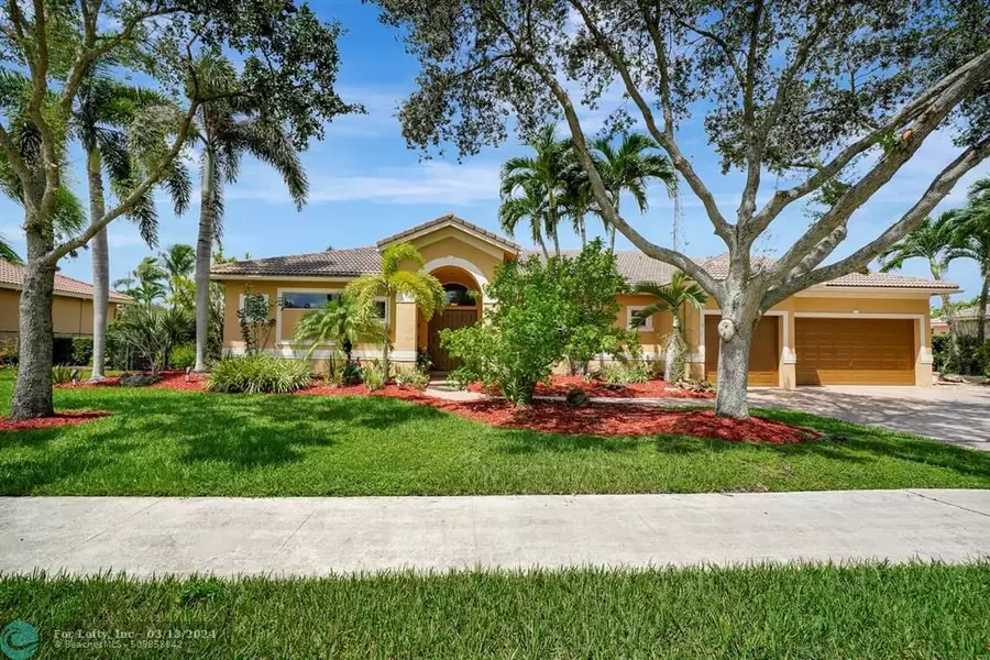 4379 SW 141st Ave, Davie, FL 33330