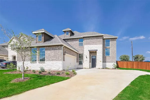 4707 Brenda Drive, Mansfield, TX 76063