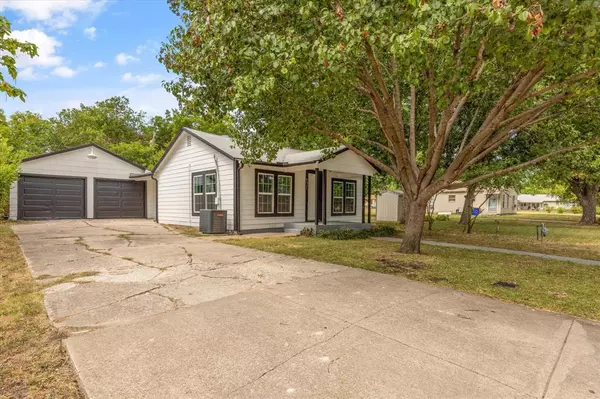 White Settlement, TX 76108,8327 Sussex Street