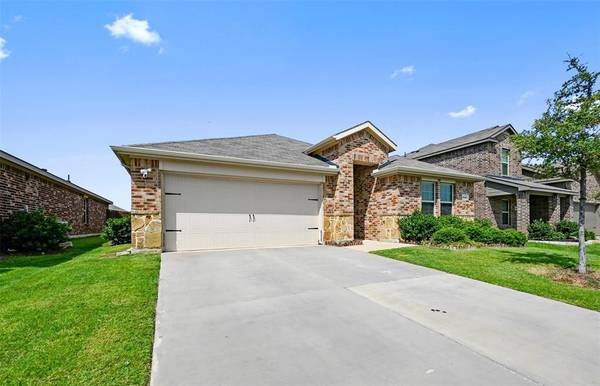 2427 Anton Drive, Forney, TX 75126