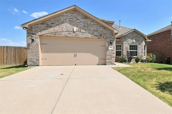 9020 Woodfern Drive, Forney, TX 75126