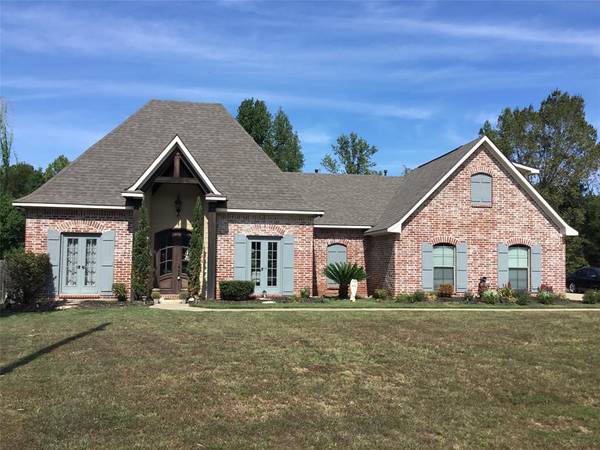 6092 Pelican Pointe Loop, Keithville, LA 71047