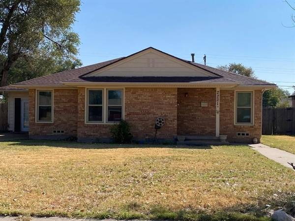 2221 Locust Street, Amarillo, TX 79109