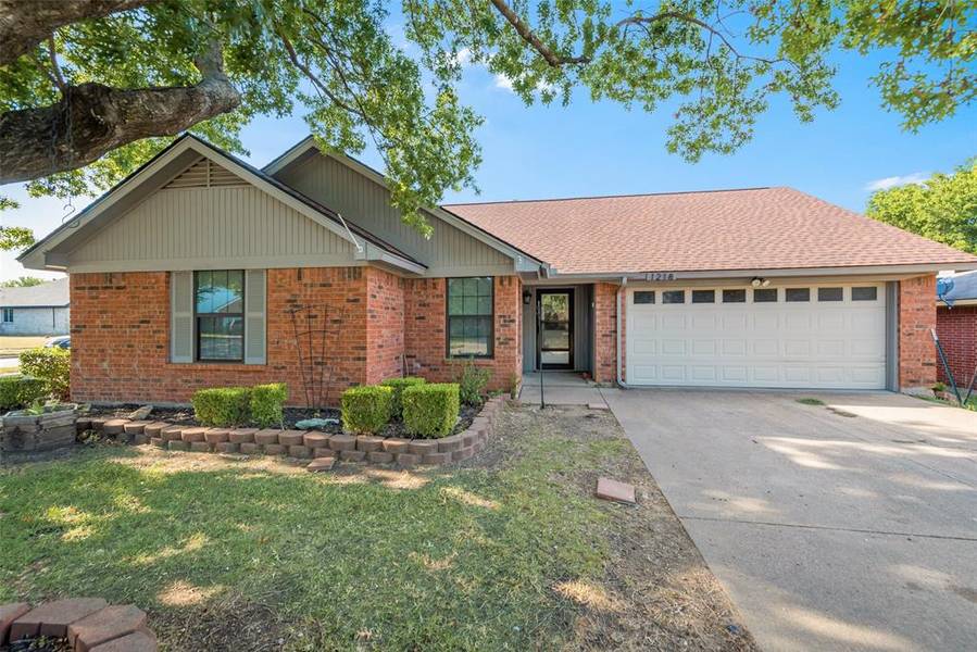 1218 Reeves Lane, Cedar Hill, TX 75104