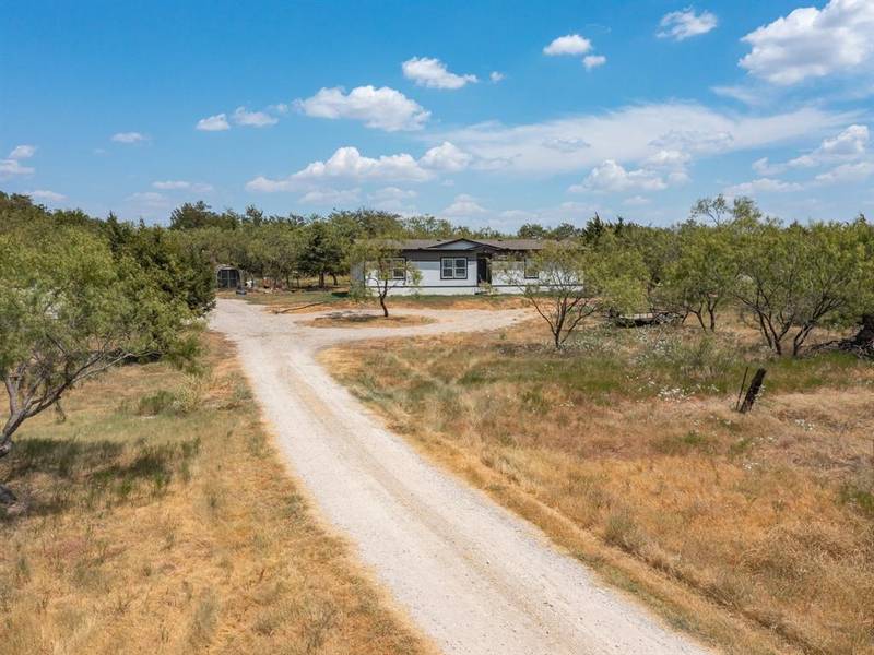 111 Skrivanek Road, Ennis, TX 75119