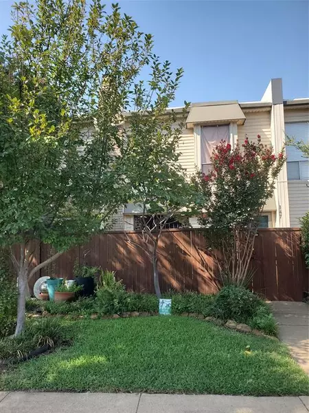 2702 Douglas Avenue #147, Dallas, TX 75219