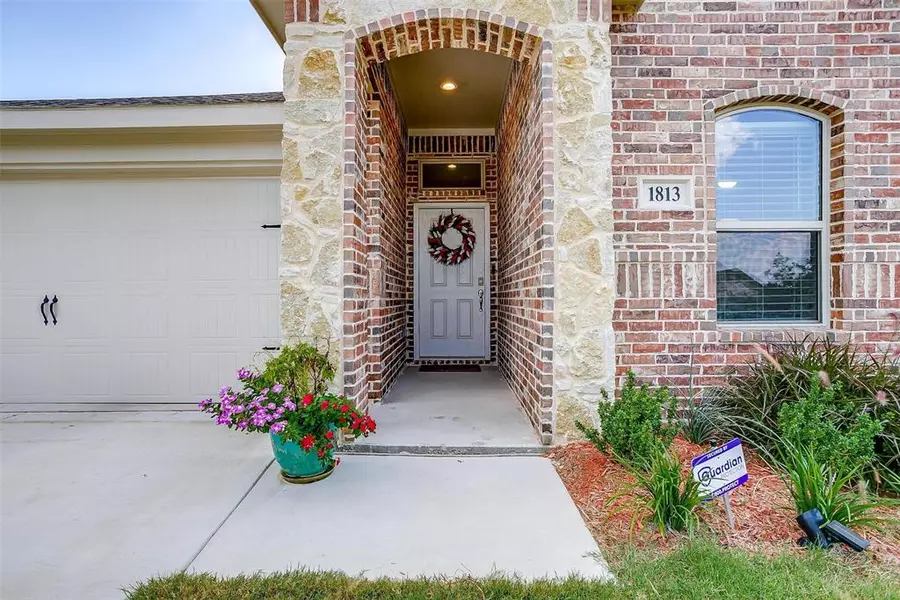 1813 Barberry Way, Weatherford, TX 76086