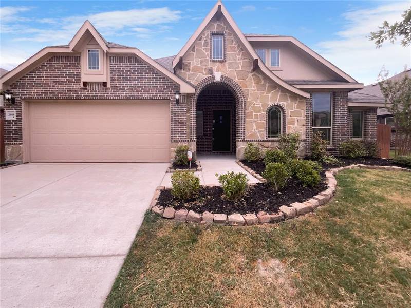 2008 Brenham Drive, Heartland, TX 75126