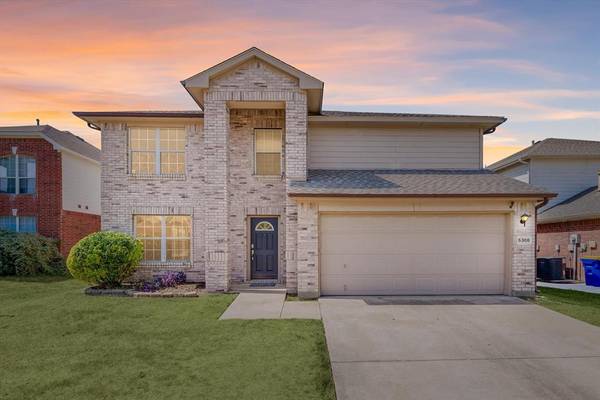 5308 Bison Court, Watauga, TX 76137