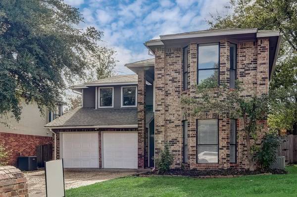 816 Ashmount Lane, Arlington, TX 76017