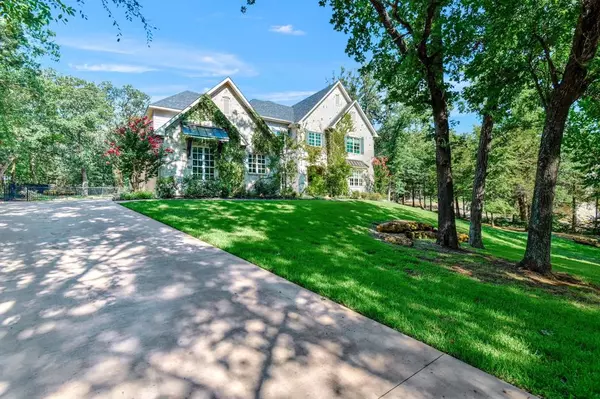 42 Summit Oaks Circle, Denison, TX 75020