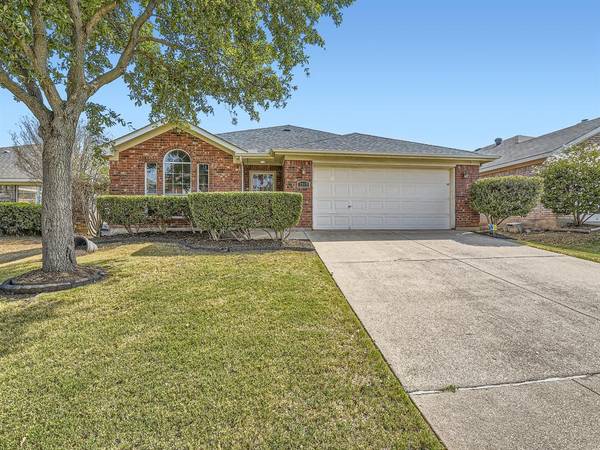 2917 Vicksburg Lane, Fort Worth, TX 76123