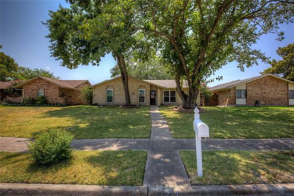 1230 Delores Drive, Garland, TX 75040