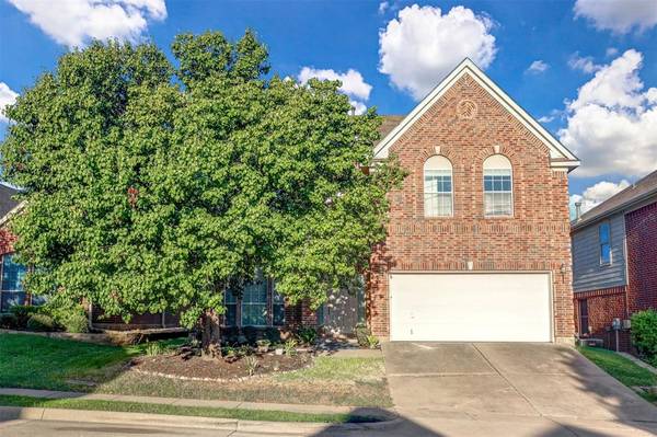 9949 Delamere Drive, Fort Worth, TX 76244