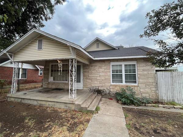 412 Colonial Street, Fort Worth, TX 76111