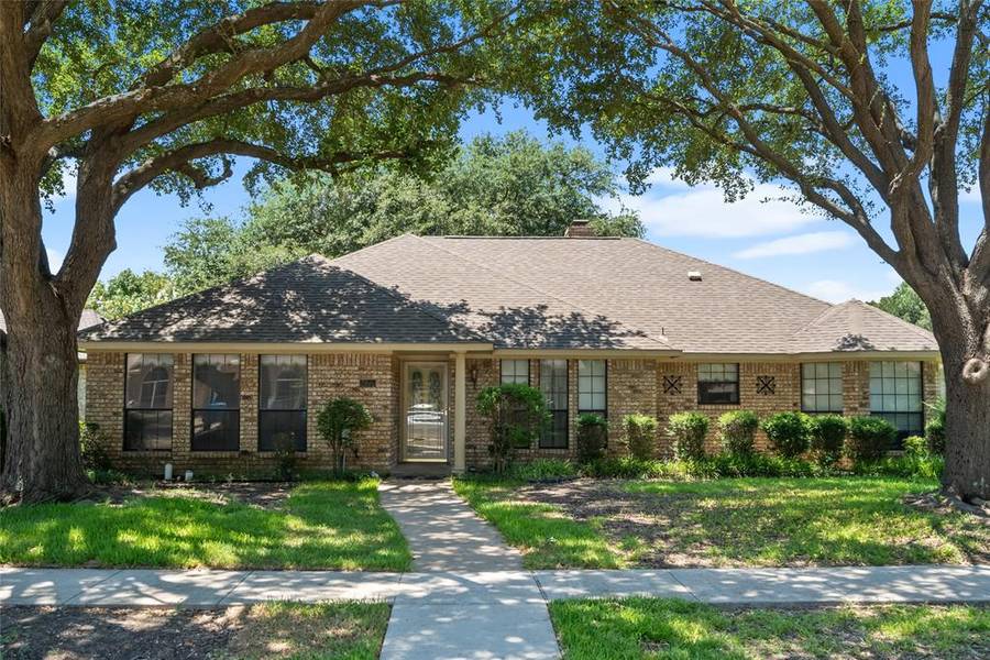 2905 Persimmon Place, Rowlett, TX 75088