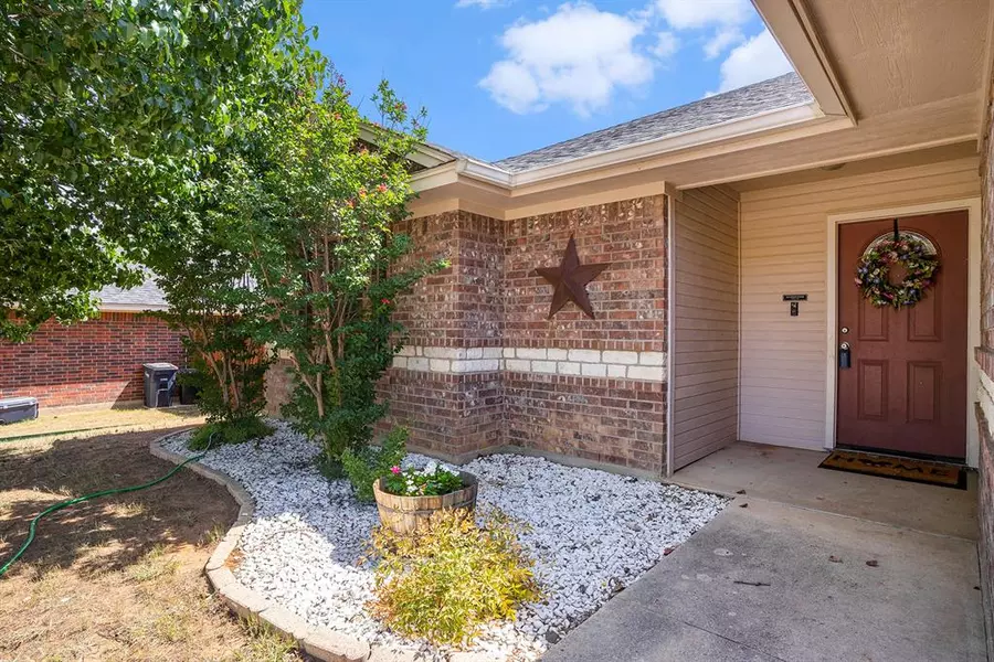 322 Carlisle Drive, Weatherford, TX 76085