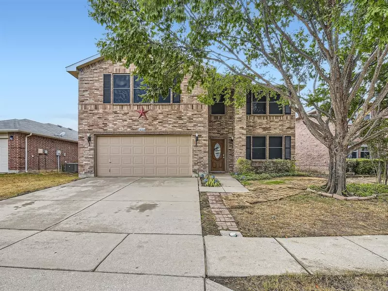 16524 Jasmine Springs Drive, Fort Worth, TX 76247