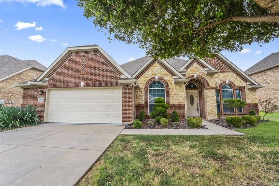 2215 Harrier Street, Grand Prairie, TX 75052