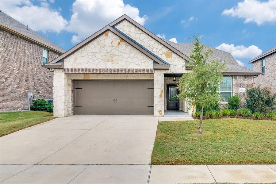 3204 Overlook Drive, Royse City, TX 75189