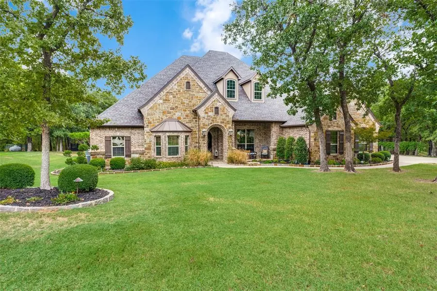 600 Bonnards Peak Road, Burleson, TX 76028