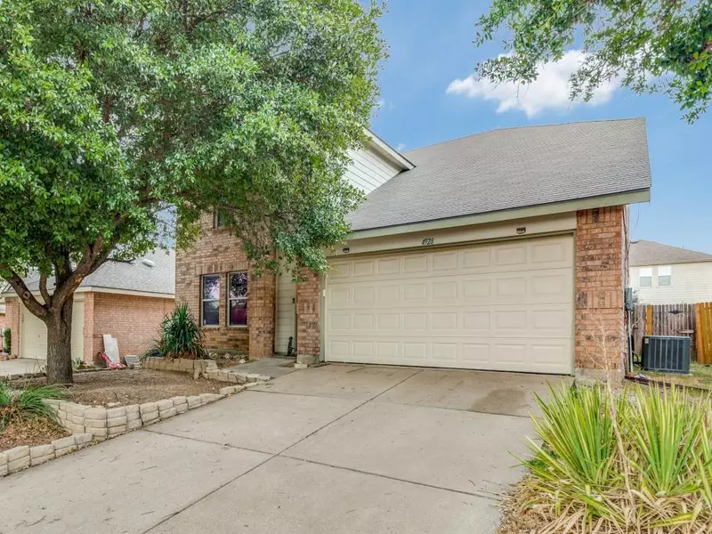 4928 Parkview Hills Lane, Fort Worth, TX 76179