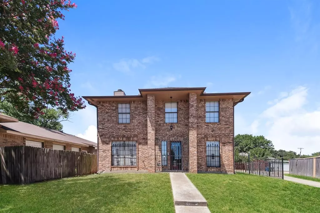 Dallas, TX 75227,2643 Oak Bend Lane