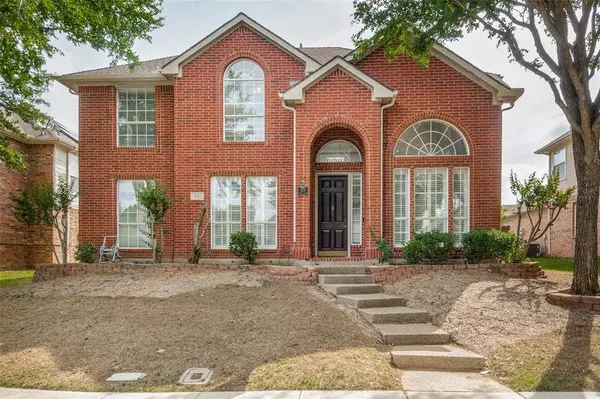 425 Ridge Point Drive,  Lewisville,  TX 75067