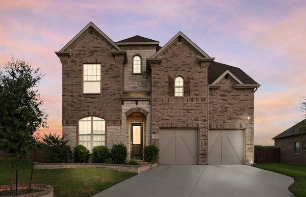 417 Burberry Drive, Grand Prairie, TX 75052