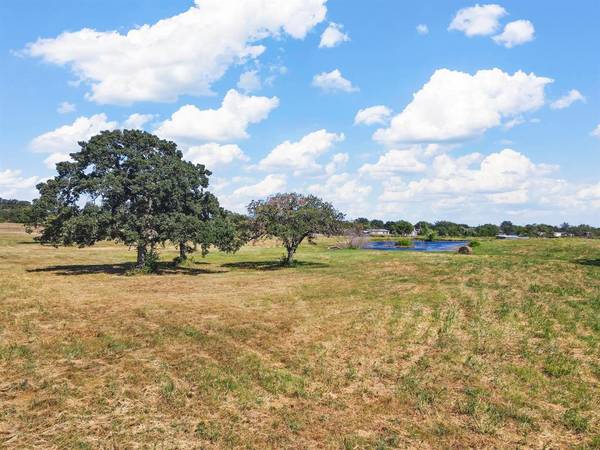 799 County Road 909,  Joshua,  TX 76058