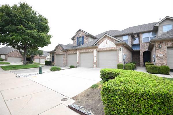 1805 Branch Trail, Carrollton, TX 75007