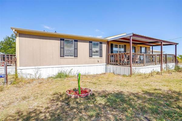 2236 Jordan Court, Joshua, TX 76058