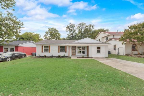 8905 Boundbrook Avenue, Dallas, TX 75243