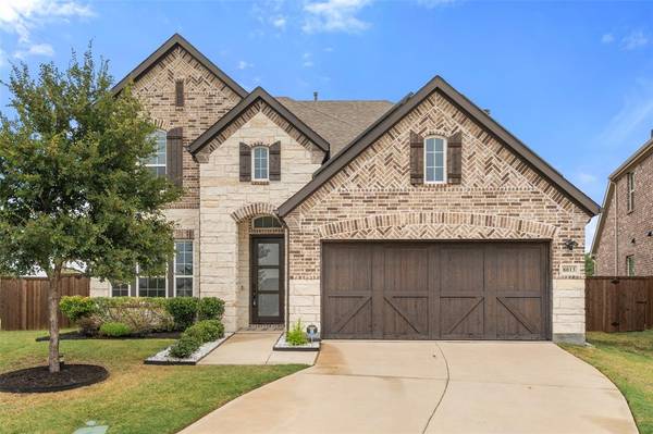 8013 Mary Curran Court, Dallas, TX 75252