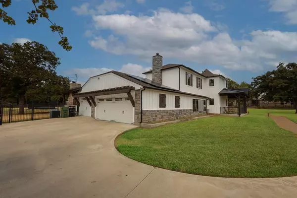 Southlake, TX 76092,902 Quail Creek Court