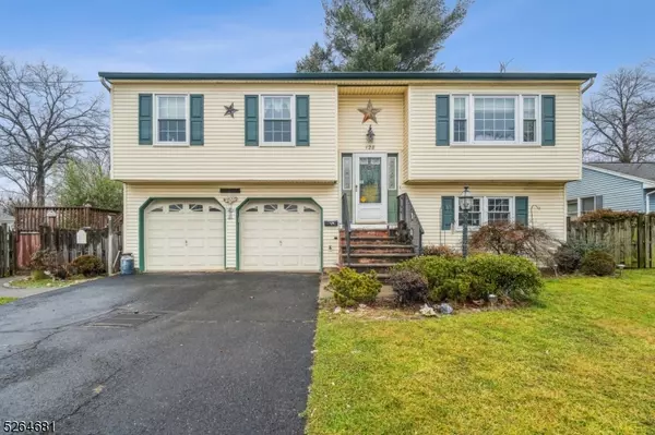 128 Jay Pl, Middlesex Boro, NJ 08846