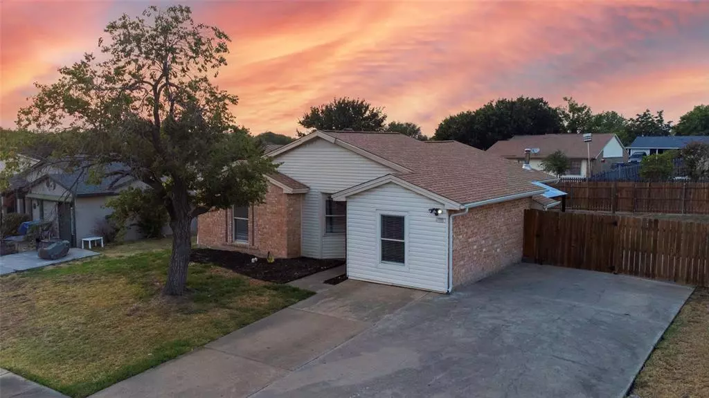 6008 Fay Circle, The Colony, TX 75056