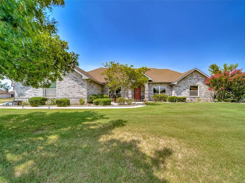 843 Sherry Lane S, Krugerville, TX 76227