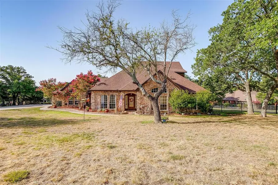 219 Saddle Club Road, Weatherford, TX 76088