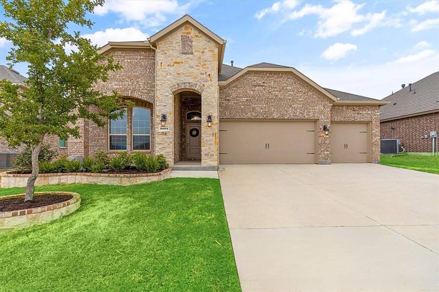 3004 Faro Road, Aubrey, TX 76227