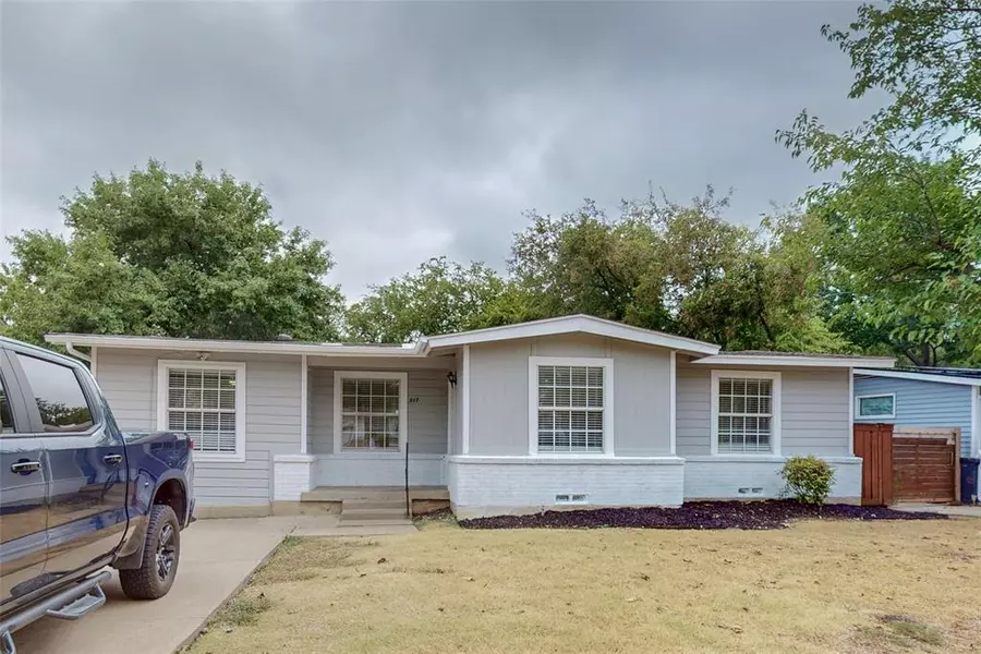 807 Kelly Terrace, Arlington, TX 76010