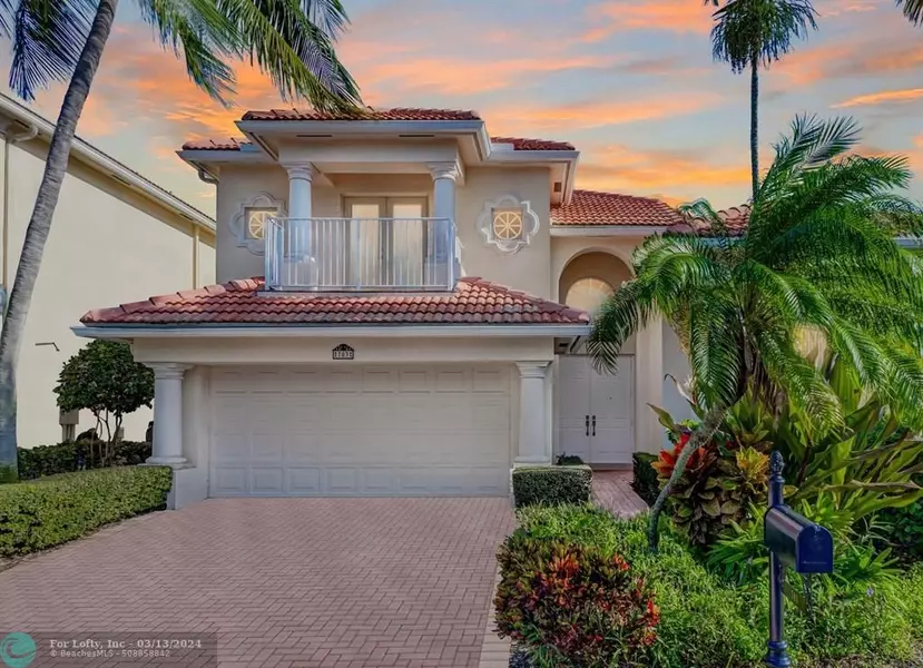 703 Voyager Ln, West Palm Beach, FL 33410